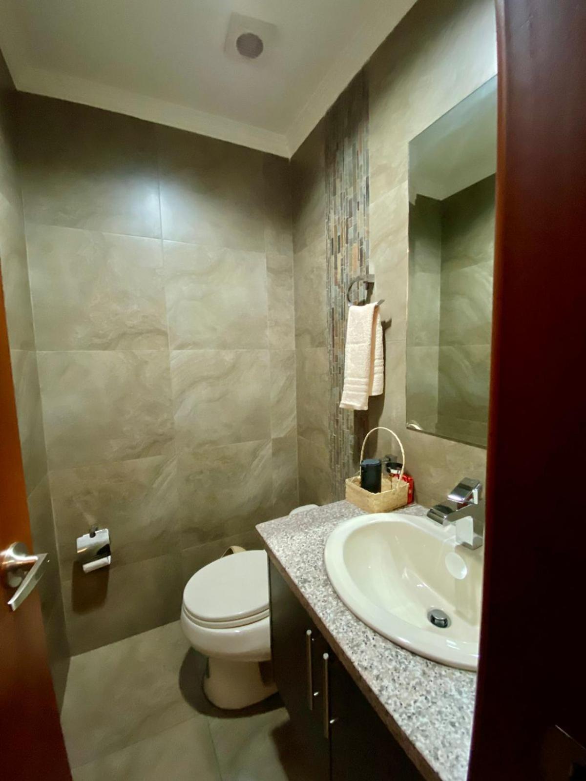 Departamento De Lujo, Cuenca, Adrianashome Εξωτερικό φωτογραφία
