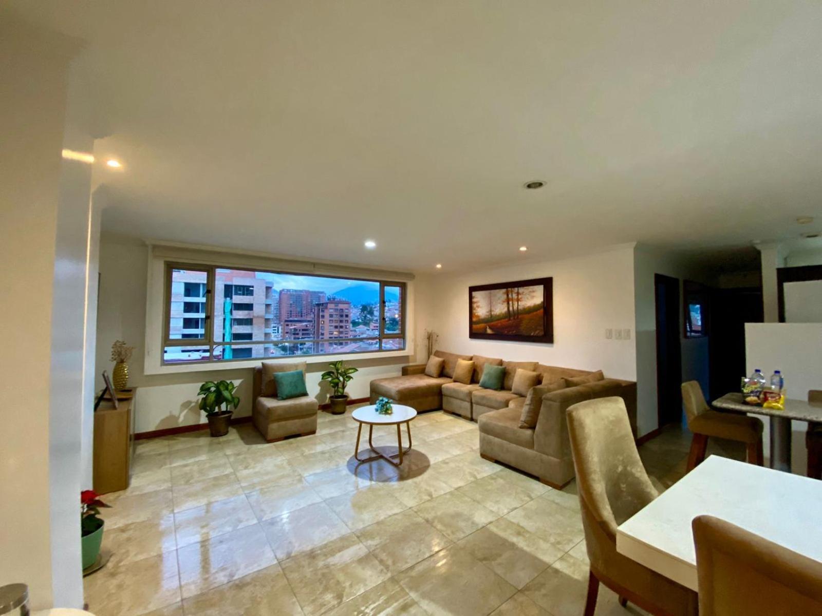 Departamento De Lujo, Cuenca, Adrianashome Εξωτερικό φωτογραφία